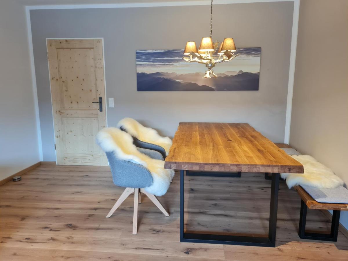 Ferienwohnung Eckenhuette การ์มิช-พาร์เทนเคียร์เชน ภายนอก รูปภาพ